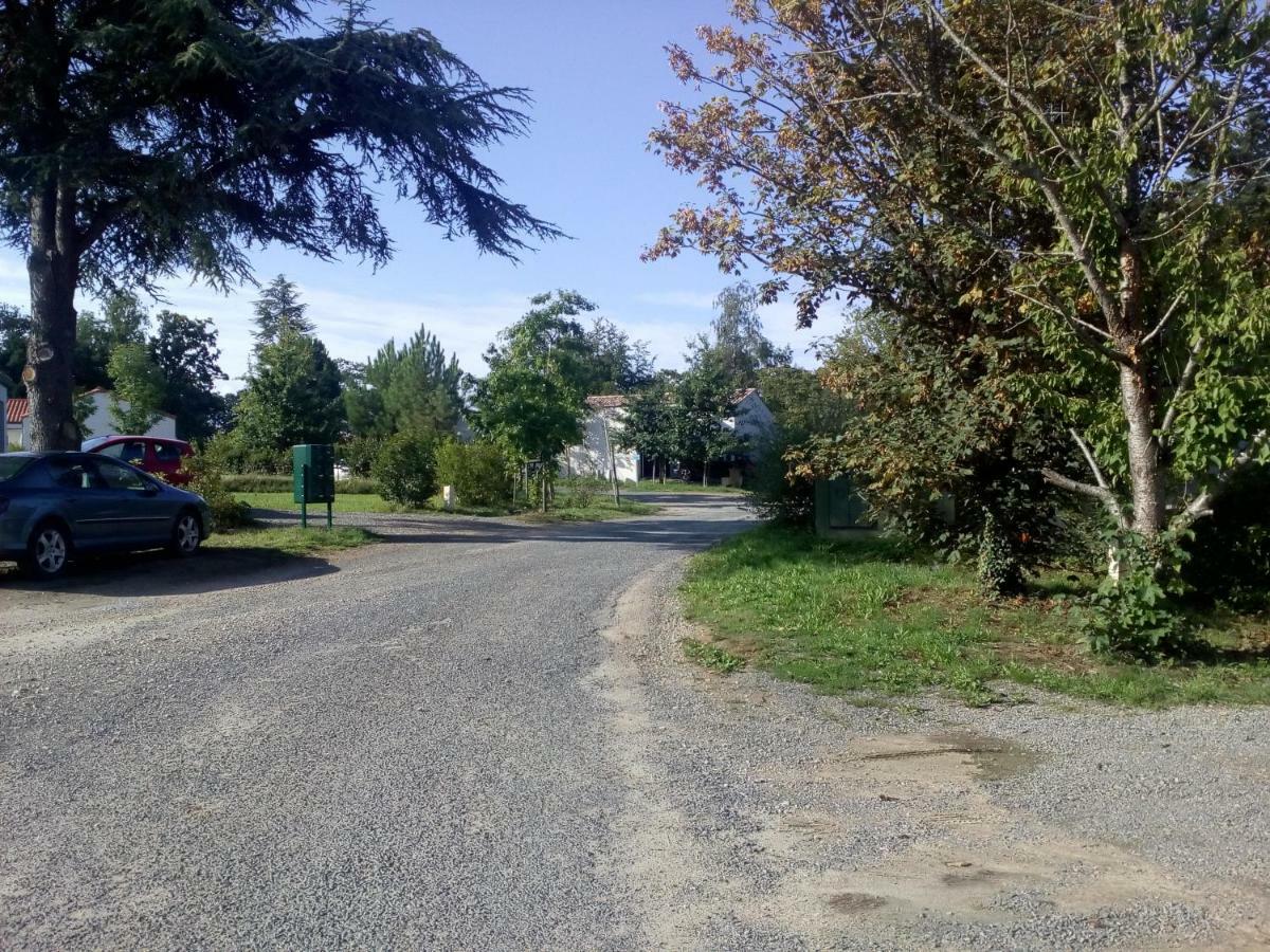 Villa D'Eau Douce Les Achards  Exterior foto